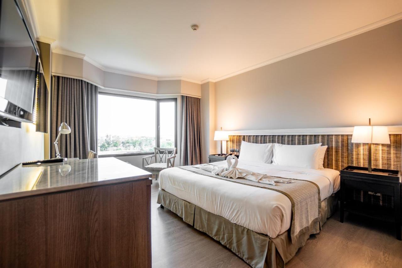 The Grand Riverside Hotel Phitsanulok Eksteriør billede