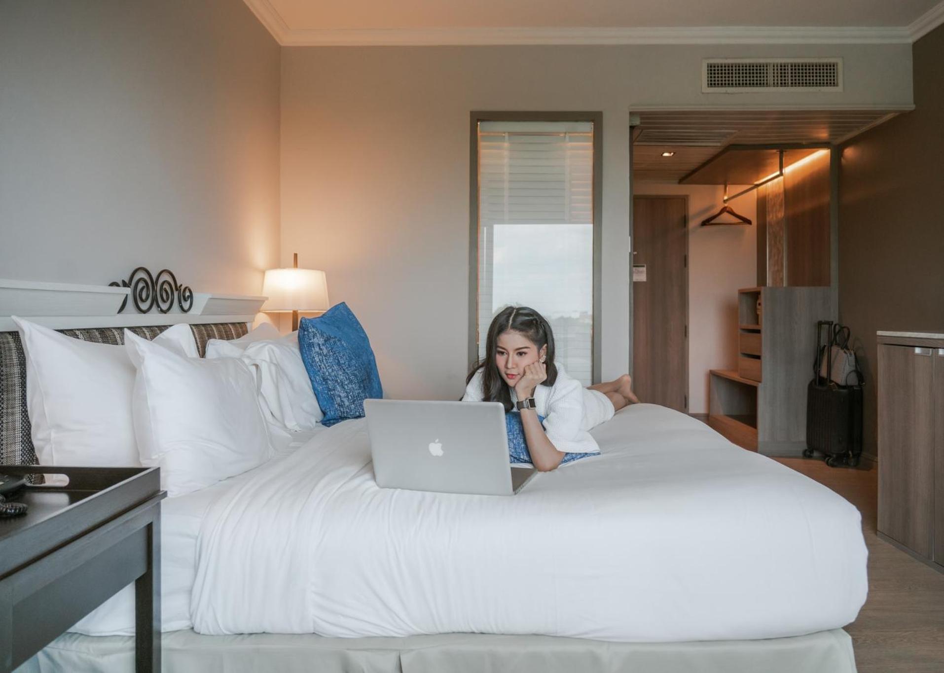 The Grand Riverside Hotel Phitsanulok Eksteriør billede