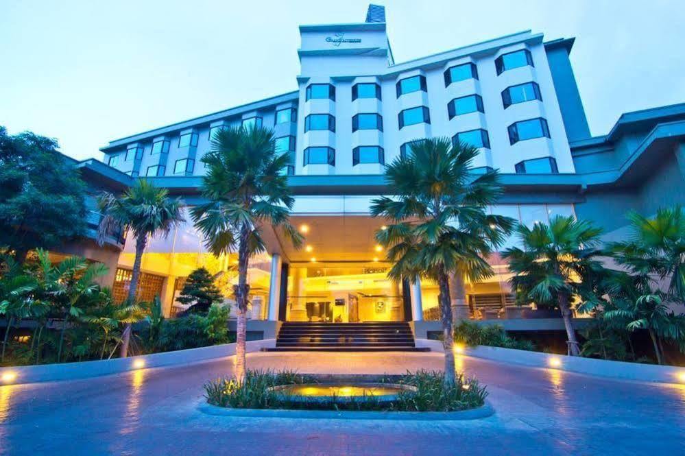 The Grand Riverside Hotel Phitsanulok Eksteriør billede